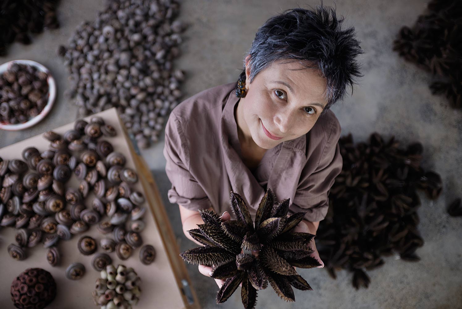 03_Maria-Fernanda-Cardoso-with-Eucalyptus-Gumnut-Spheres-2021--Photo-credit-Jillian-Nalty.-Courtesy-of-the-artist-and-Sullivan-+-Strumpf